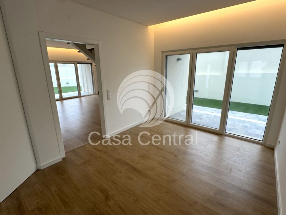 Moradia T3 para Venda em São Domingos de Rana Foto 20