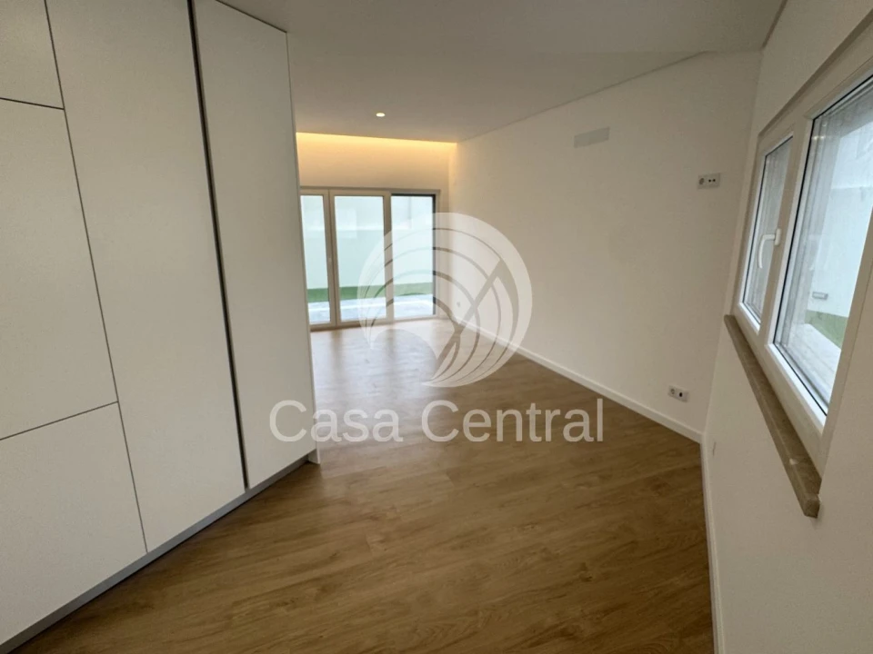 Moradia T3 para Venda em São Domingos de Rana Foto 15