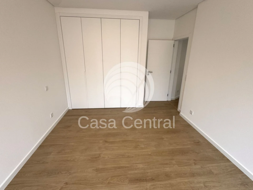 Moradia T3 para Venda em São Domingos de Rana Foto 39