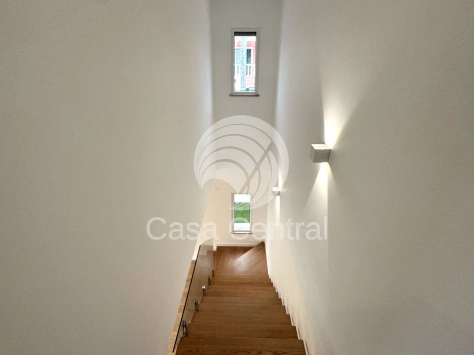 Moradia T3 para Venda em São Domingos de Rana Foto 50