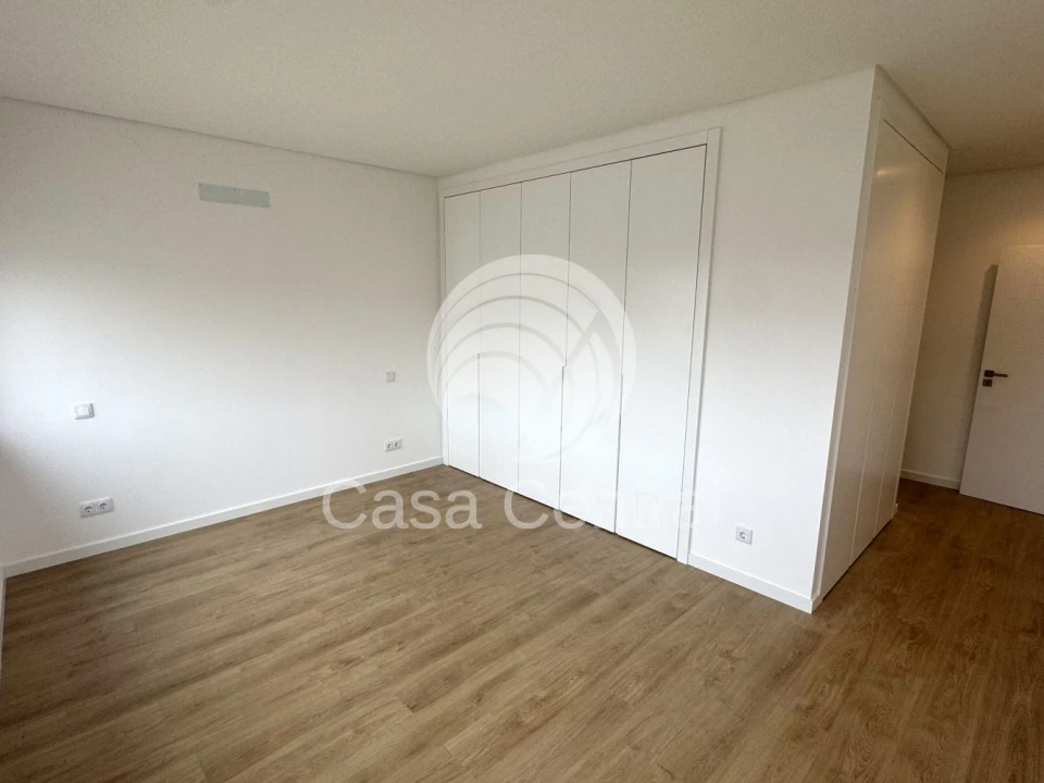 Moradia T3 para Venda em São Domingos de Rana Foto 30