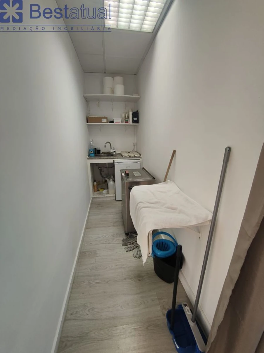 Loja para Venda em Bougado (São Martinho e Santiago) Foto 20