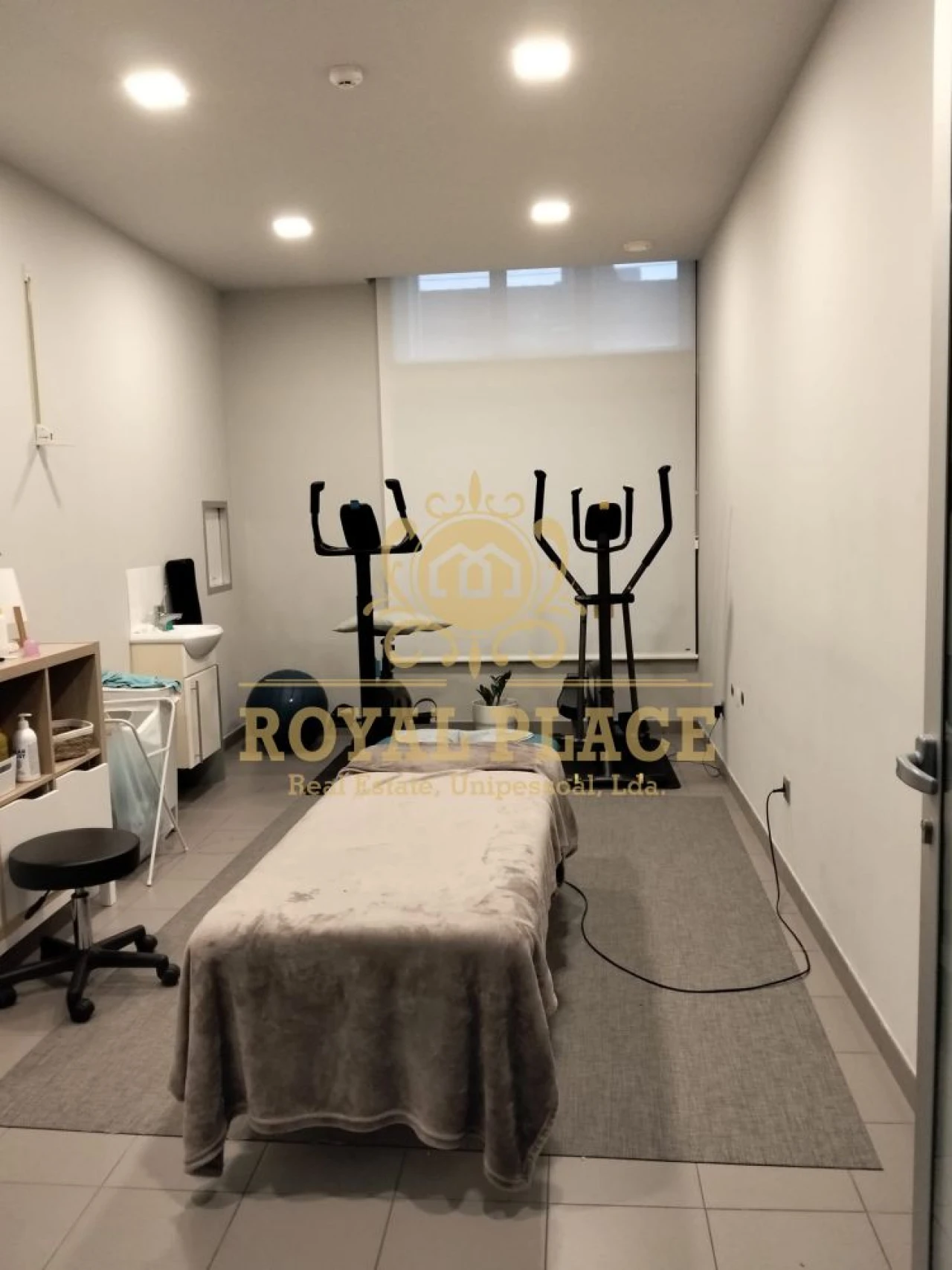 Loja para Arrendamento em Fiães Foto 27