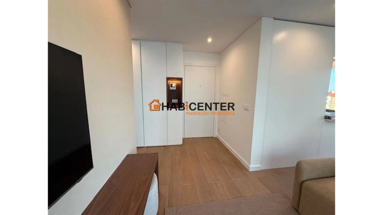 Apartamento T1 para Venda em São Martinho do Porto Foto 13