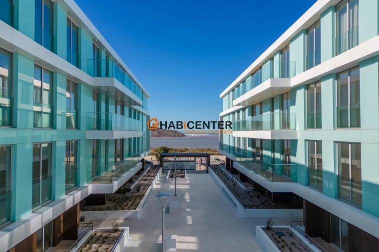 Apartamento T1 para Venda em São Martinho do Porto Foto 3