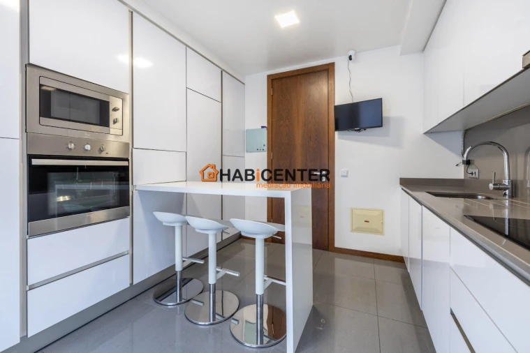 Apartamento T3 para Venda em Nazare Foto 29