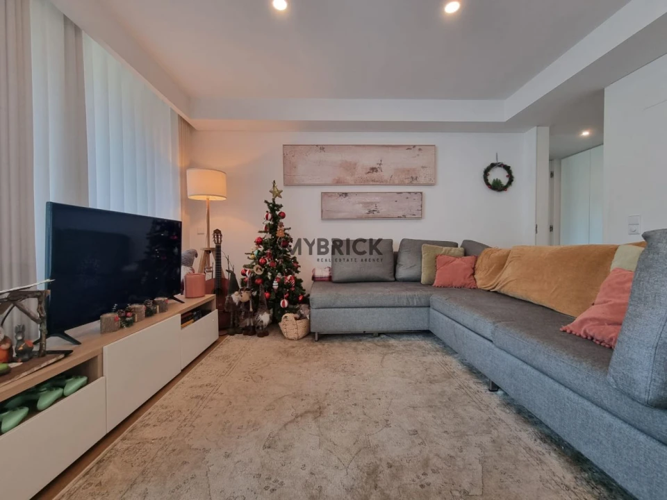 Apartamento T2 para Venda em Ramalde Foto 1