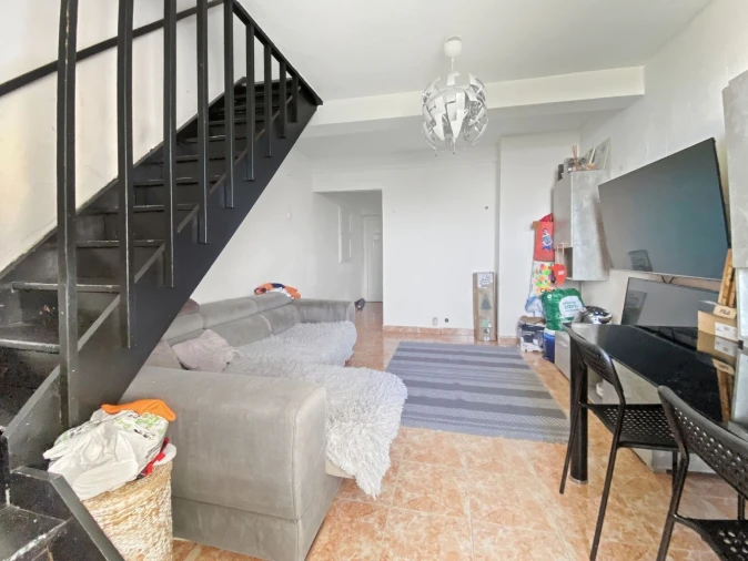 Apartamento T2 para Venda em Ajuda Foto 3