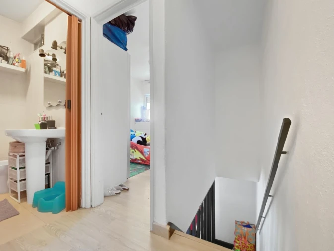 Apartamento T2 para Venda em Ajuda Foto 12