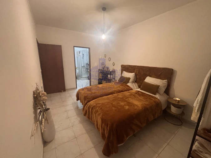 Apartamento T3 para Venda em Estômbar e Parchal Foto 3