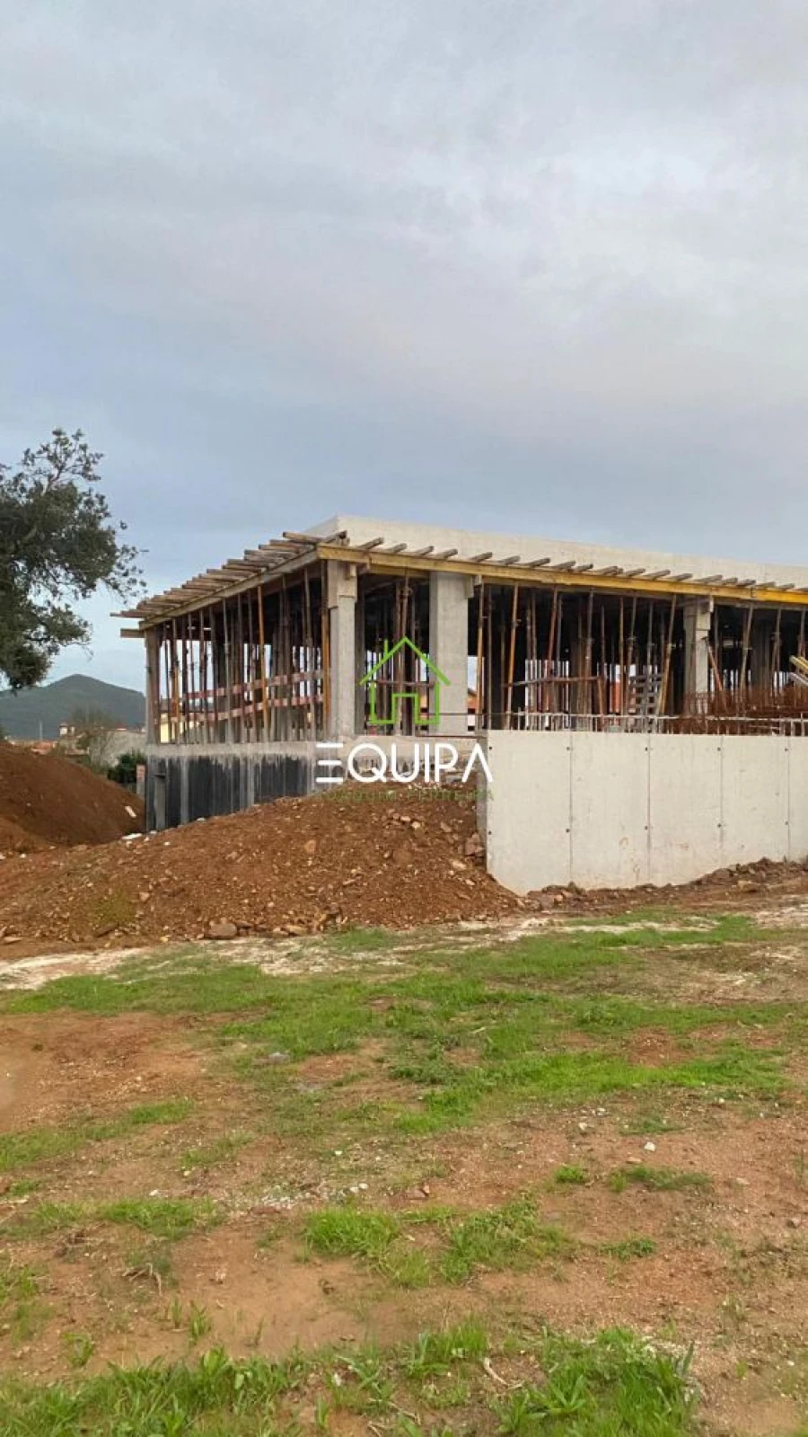 Moradia T3 para Venda em Água Longa Foto 2