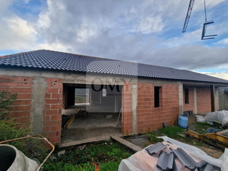 Moradia T3 para Venda em Adoufe e Vilarinho de Samardã Foto 12