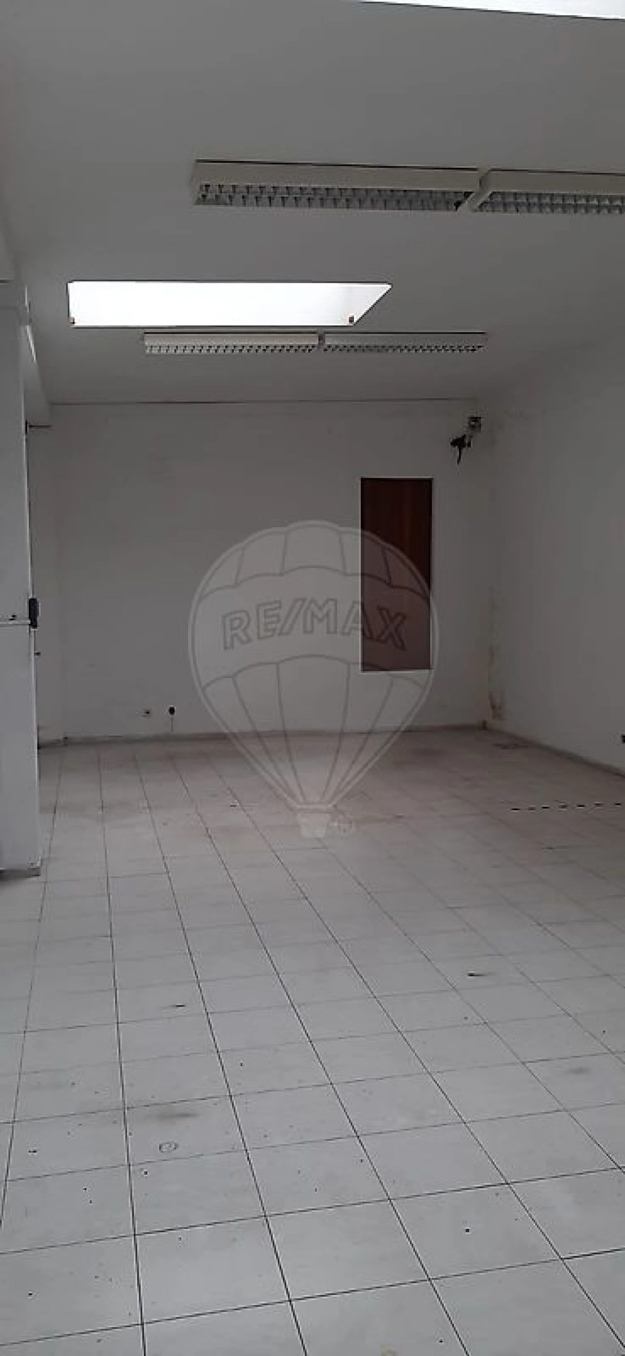 Loja para Venda em Matosinhos e Leça da Palmeira Foto 4