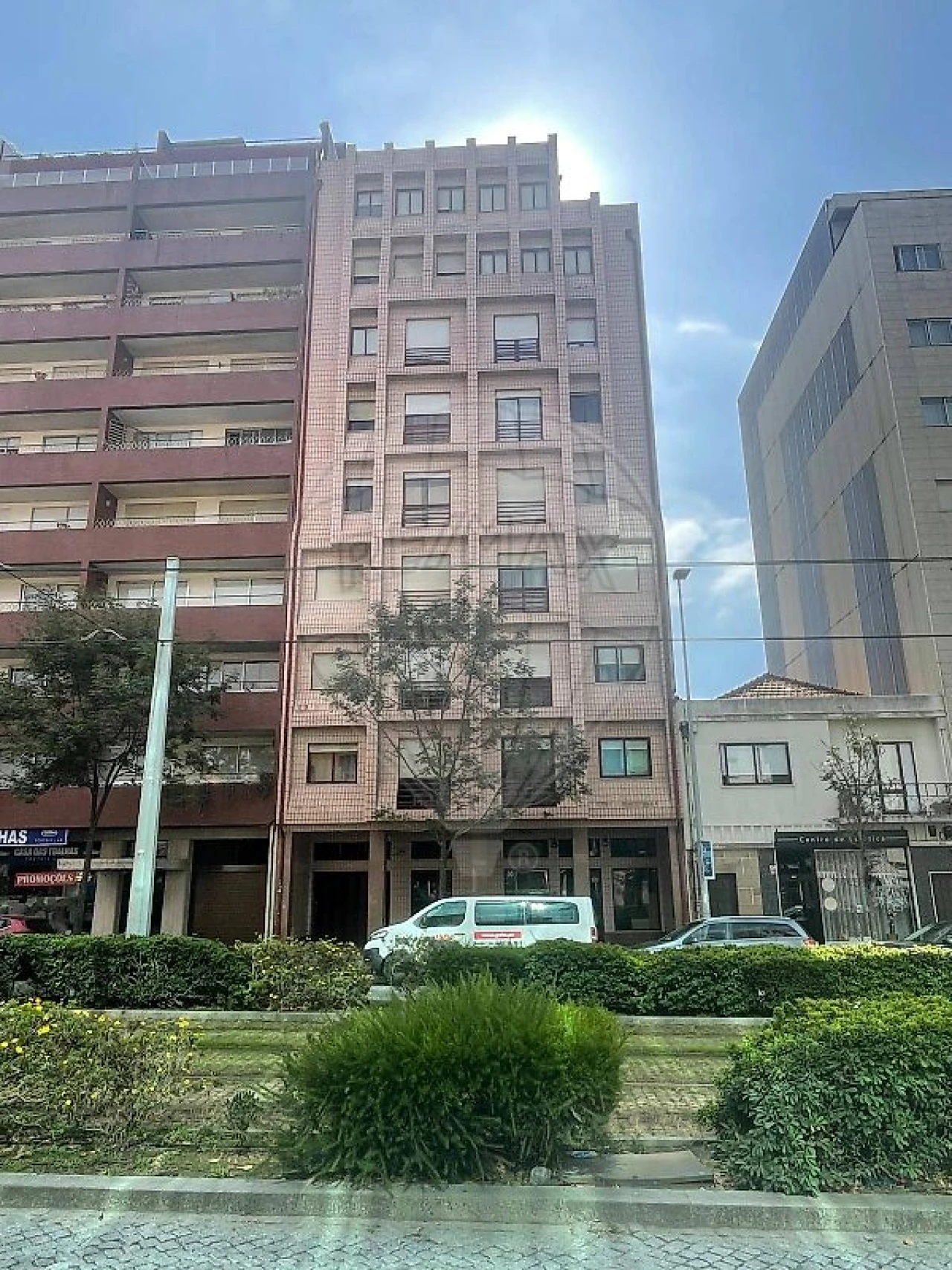 Loja para Venda em Matosinhos e Leça da Palmeira Foto 1