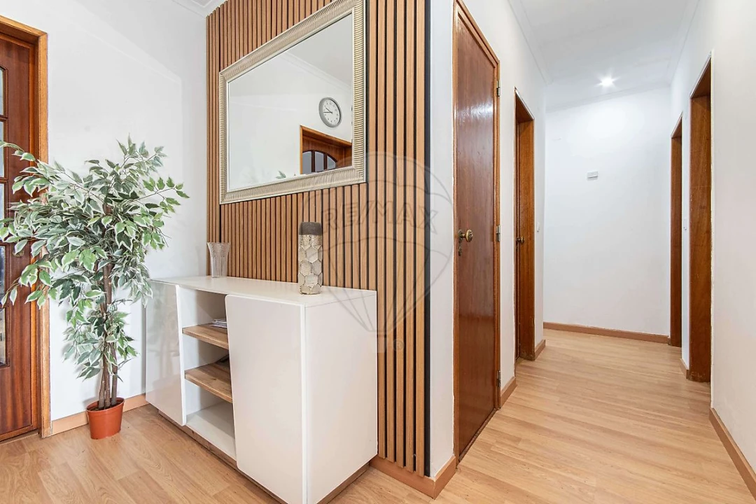 Apartamento T3 para Venda em Póvoa de Santa Iria e Forte da Casa Foto 20