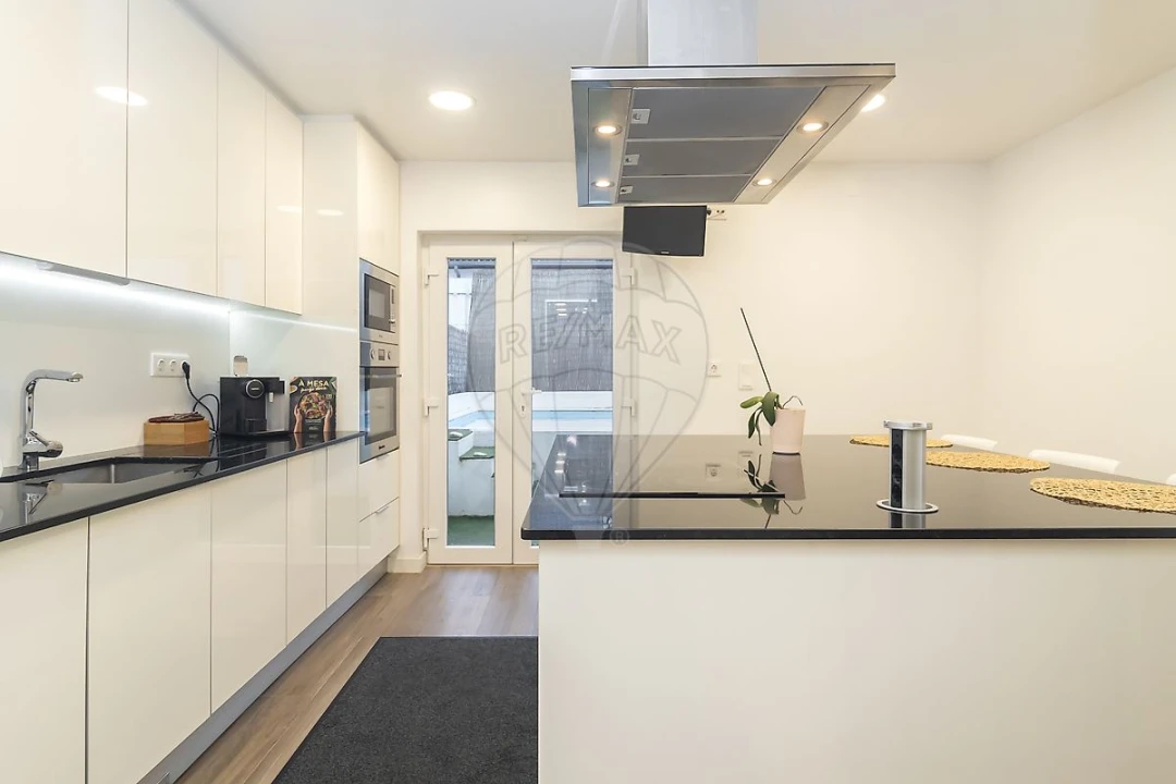 Moradia T3 para Venda em Quinta do Conde Foto 10