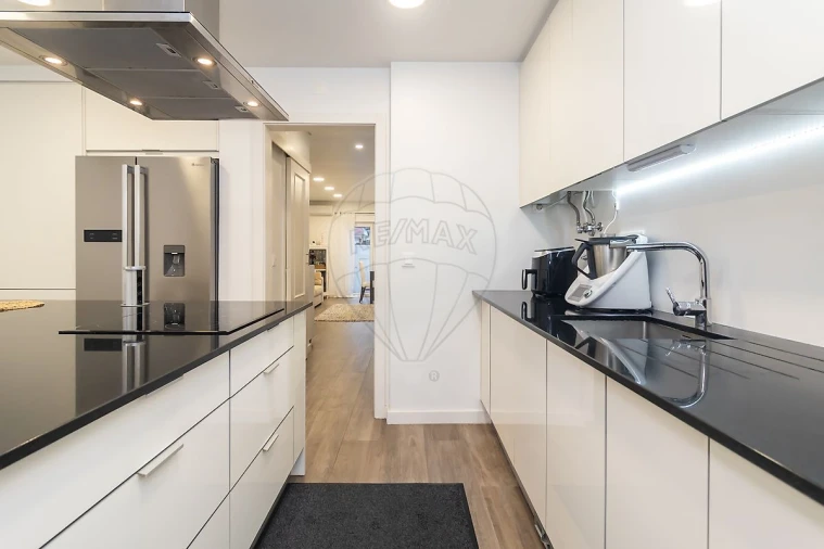 Moradia T3 para Venda em Quinta do Conde Foto 13