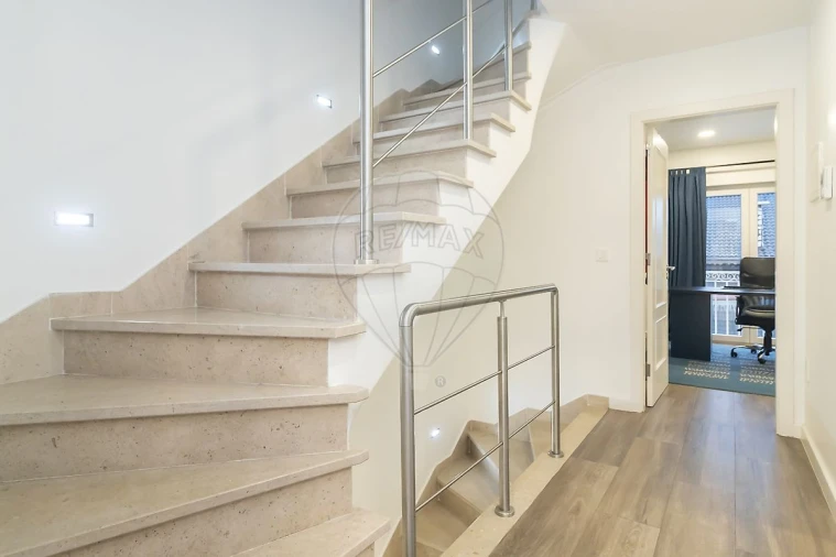 Moradia T3 para Venda em Quinta do Conde Foto 22