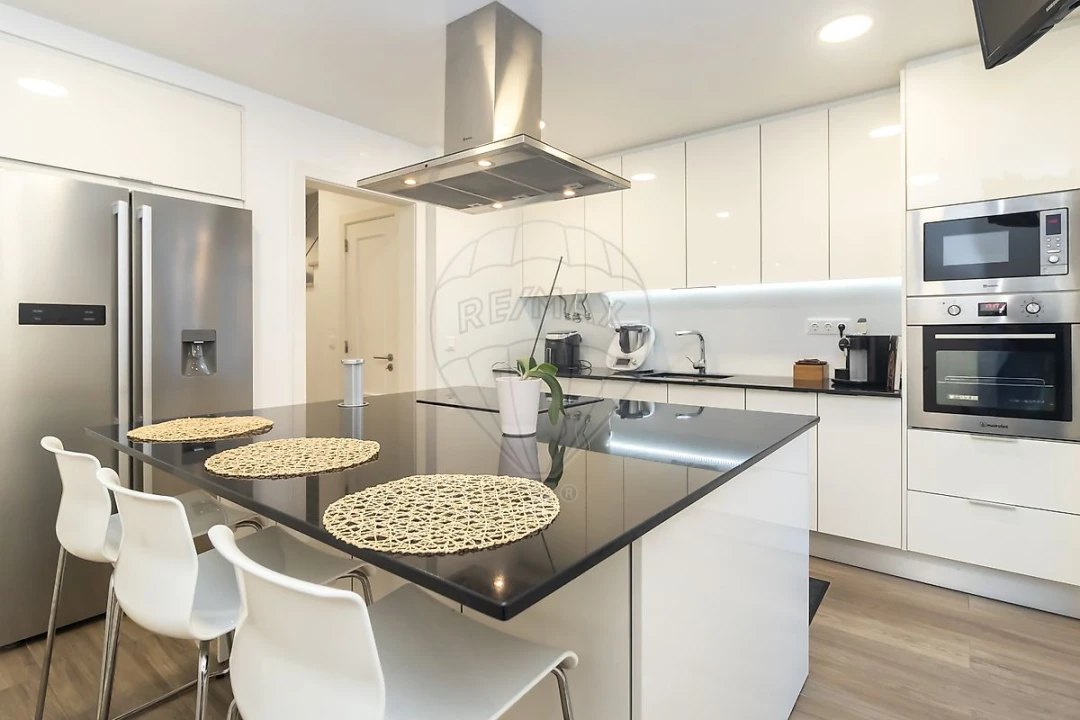 Moradia T3 para Venda em Quinta do Conde Foto 12