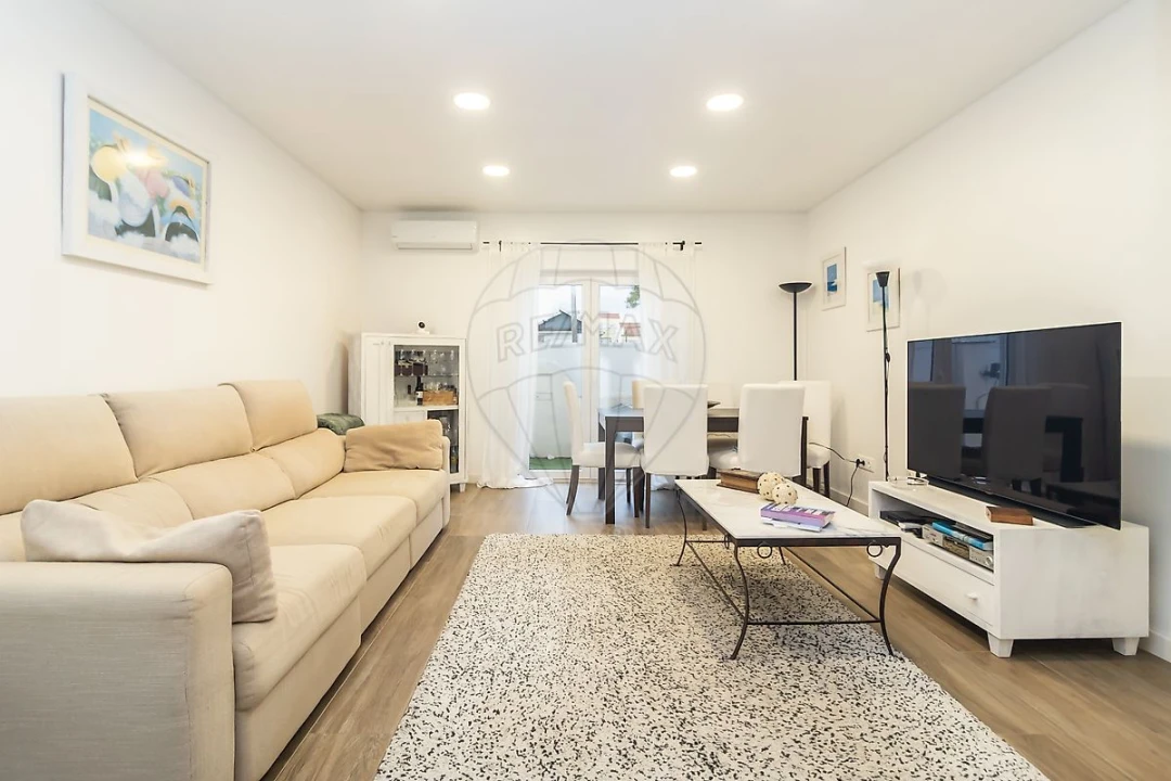 Moradia T3 para Venda em Quinta do Conde Foto 5