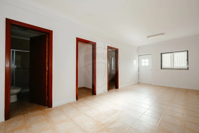 Moradia T2 para Venda em Manique do Intendente, Vila Nova de São Pedro e Maçussa Foto 16