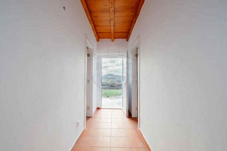 Moradia T2 para Venda em Manique do Intendente, Vila Nova de São Pedro e Maçussa Foto 9