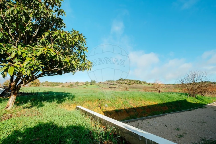Moradia T2 para Venda em Manique do Intendente, Vila Nova de São Pedro e Maçussa Foto 24