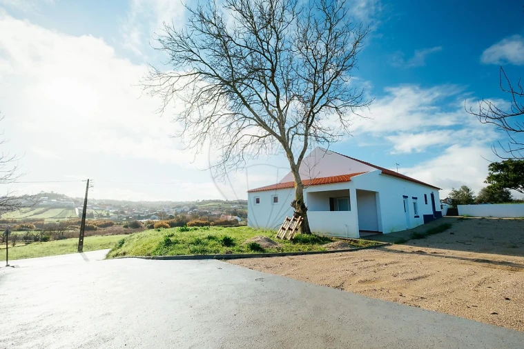 Moradia T2 para Venda em Manique do Intendente, Vila Nova de São Pedro e Maçussa Foto 2