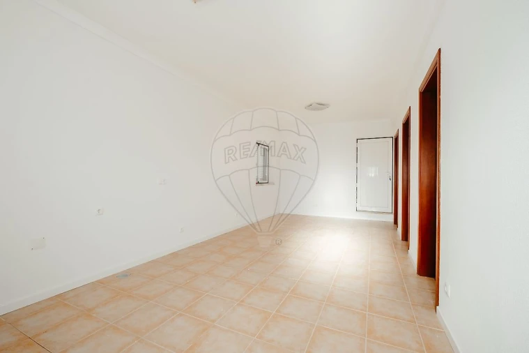 Moradia T2 para Venda em Manique do Intendente, Vila Nova de São Pedro e Maçussa Foto 15