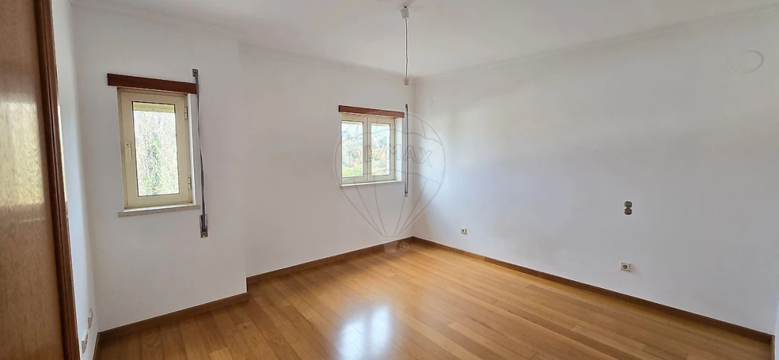 Moradia T4 para Venda em Leiria, Pousos, Barreira e Cortes Foto 21