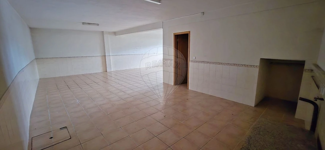 Moradia T4 para Venda em Leiria, Pousos, Barreira e Cortes Foto 26