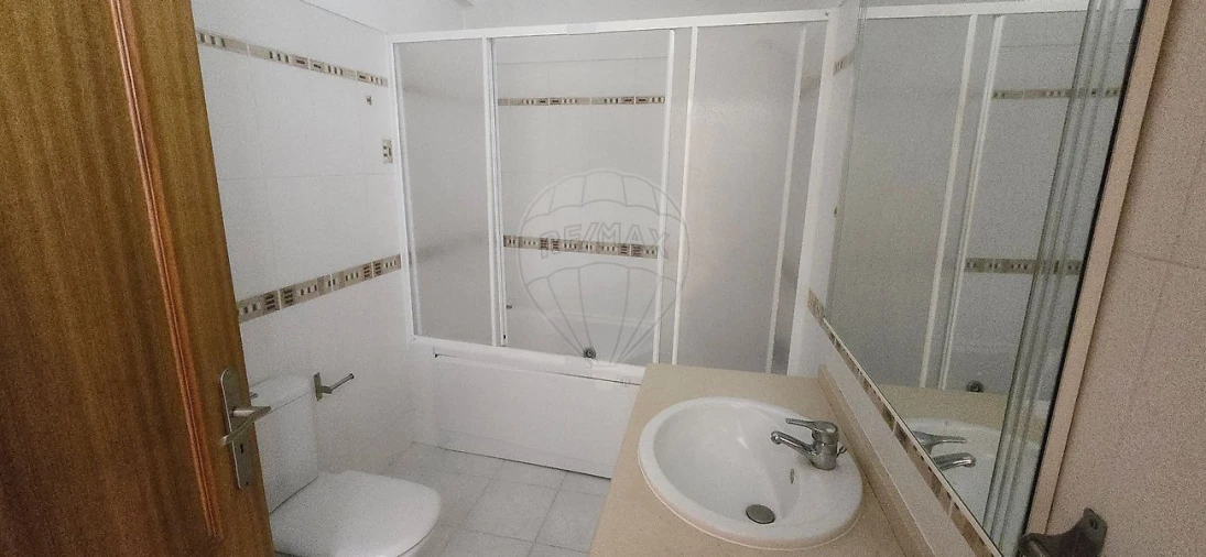 Moradia T4 para Venda em Leiria, Pousos, Barreira e Cortes Foto 24