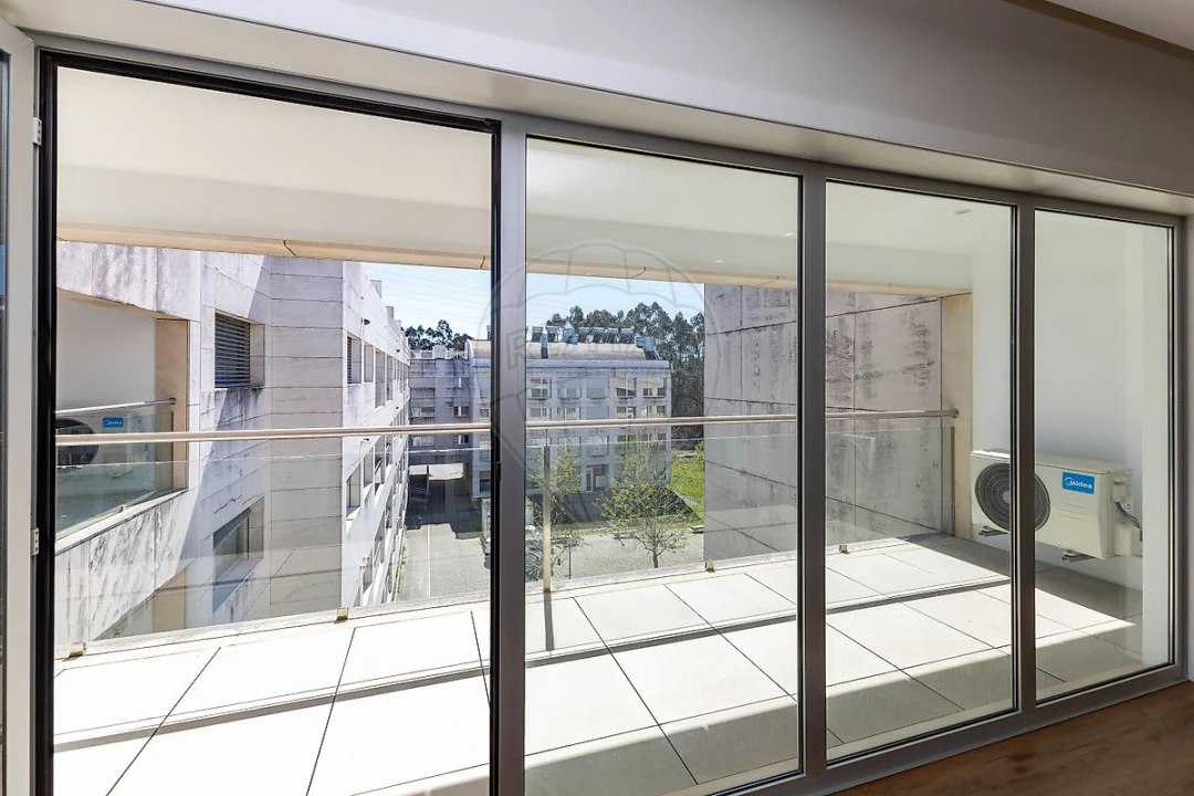 Apartamento T4 para Venda em Silvalde Foto 40