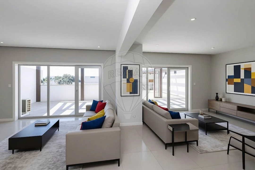 Apartamento T4 para Venda em Silvalde Foto 49