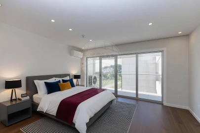 Apartamento T4 para Venda em Silvalde