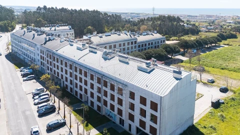 Apartamento T4 para Venda em Silvalde