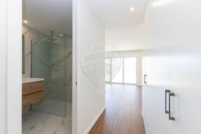 Apartamento T4 para Venda em Silvalde