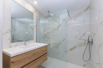 Apartamento T4 para Venda em Silvalde