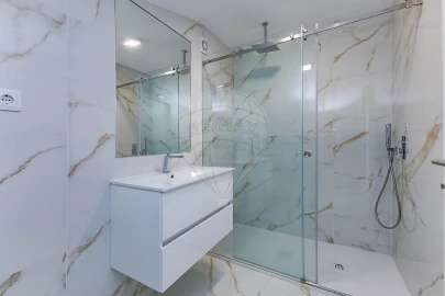 Apartamento T4 para Venda em Silvalde