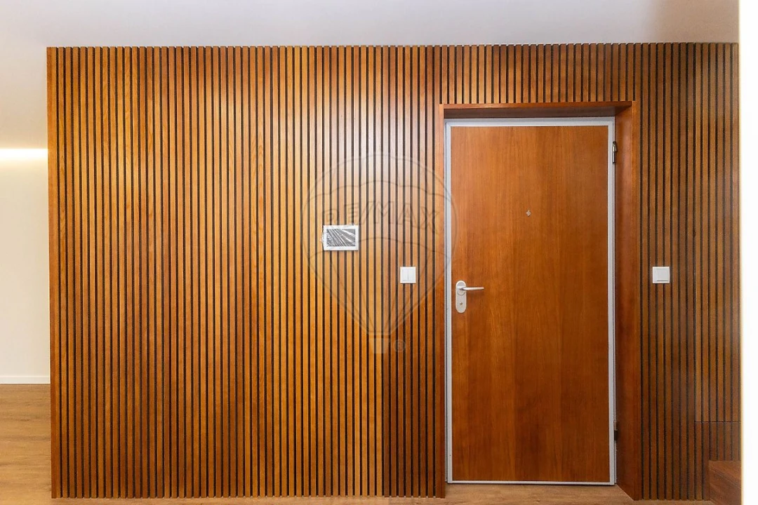 Apartamento T4 para Venda em Silvalde Foto 6