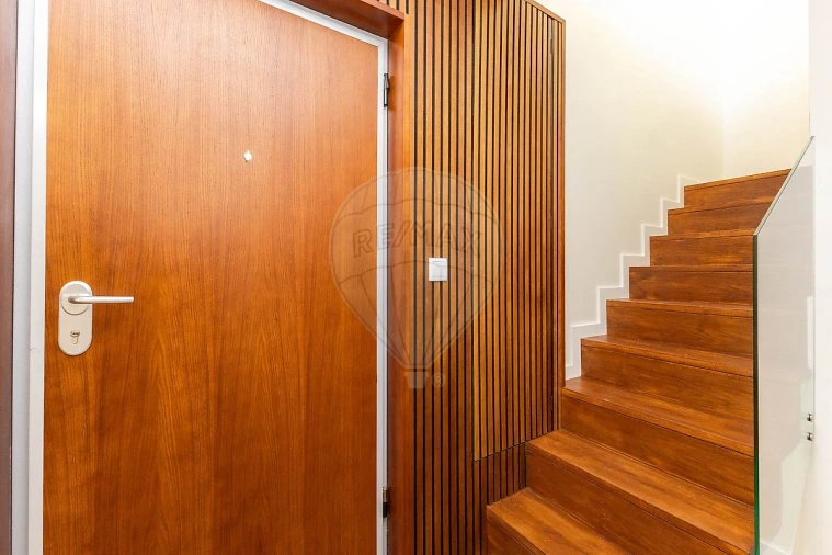 Apartamento T4 para Venda em Silvalde Foto 44