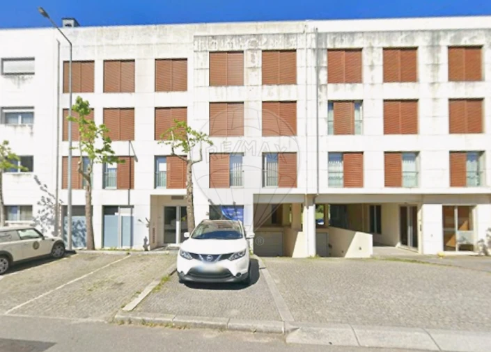 Apartamento T4 para Venda em Silvalde Foto 45