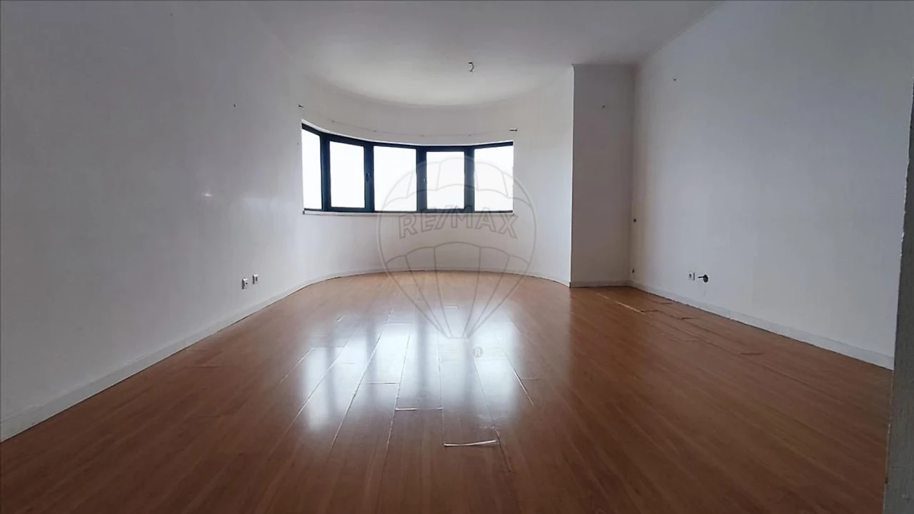 Apartamento T3 para Venda em Alenquer (Santo Estêvão e Triana) Foto 4