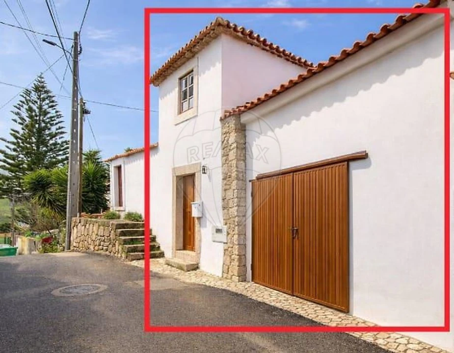 Moradia T2 para Venda em Vila Verde dos Francos Foto 1