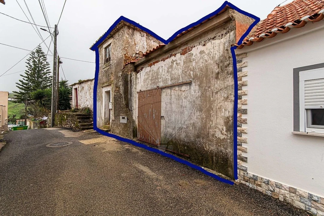 Moradia T2 para Venda em Vila Verde dos Francos Foto 11