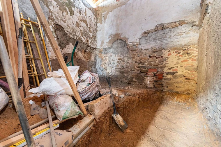 Moradia T2 para Venda em Vila Verde dos Francos Foto 5