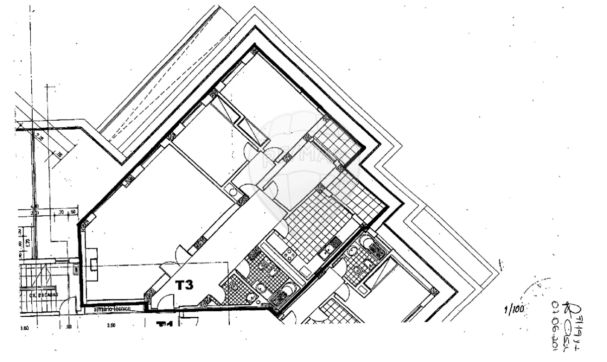 Apartamento T3 para Venda em Azambuja Foto 16