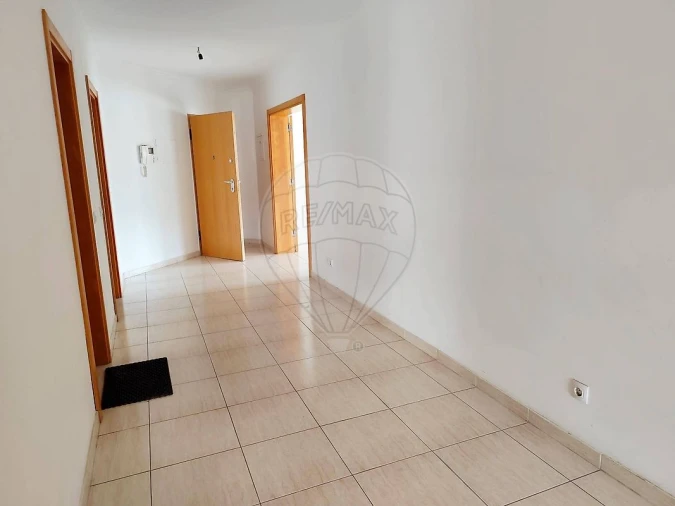 Apartamento T3 para Venda em Azambuja Foto 7