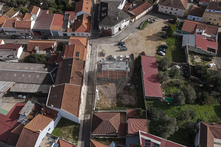 Moradia T3 para Venda em Rio Maior Foto 9