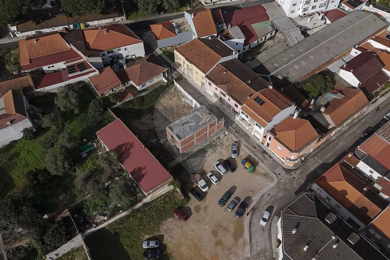 Moradia T3 para Venda em Rio Maior Foto 5